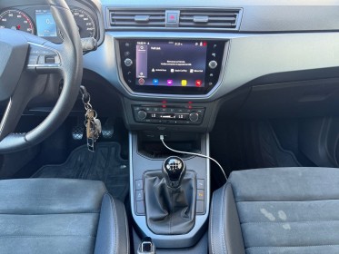 Seat arona 1.0 ecotsi 95ch  bvm5 urban camera/carplay/induction - garantie 12 mois - occasion simplicicar marignane ...