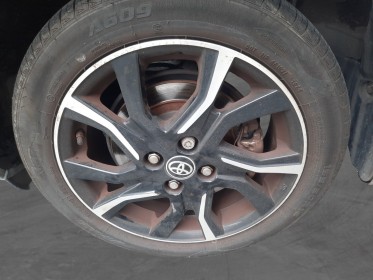 Toyota yaris hybride mc2 100h collection occasion montreuil (porte de vincennes)(75) simplicicar simplicibike france