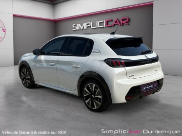 Peugeot 208 1.2 130 eat8 gt-line garantie 12 mois distribution changée sièges chauffants toit panoramique camera 360...