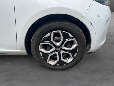 Renault zoe life, achat batteries intégrale, garantie 12 mois. occasion simplicicar villejuif  simplicicar simplicibike france