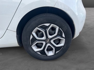 Renault zoe life, achat batteries intégrale, garantie 12 mois. occasion simplicicar villejuif  simplicicar simplicibike france