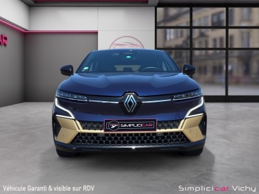 Renault megane e-tech iconic evo 60 220 ch optimum 1ére main garantie 12 mois occasion simplicicar vichy simplicicar...