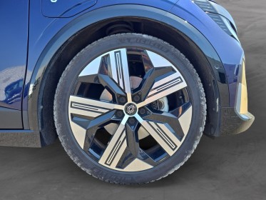 Renault megane e-tech iconic evo 60 220 ch optimum 1ére main garantie 12 mois occasion simplicicar vichy simplicicar...