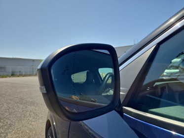 Renault megane e-tech iconic evo 60 220 ch optimum 1ére main garantie 12 mois occasion simplicicar vichy simplicicar...