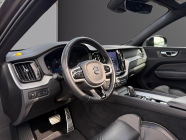 Volvo xc60 t6 recharge awd 253 ch  145 ch geartronic 8 r-design toit ouvrant attelage electrique 12 mois de garantie occasion...