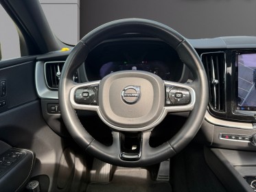 Volvo xc60 t6 recharge awd 253 ch  145 ch geartronic 8 r-design toit ouvrant attelage electrique 12 mois de garantie occasion...