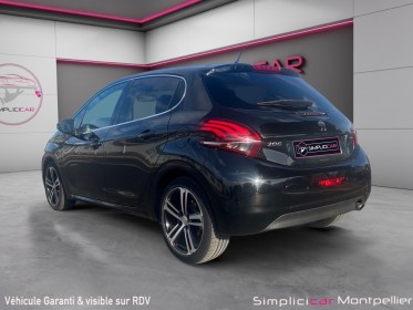 Peugeot 208 1.2 puretech 110ch ss bvm5 gt line carplay régulateur caméra de recul garantie 12 mois occasion montpellier...