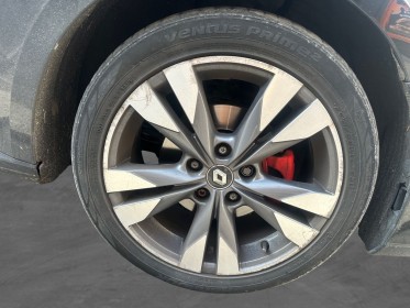 Renault megane iv berline dci 110 energy edc intens caméra de recul led intérieur afiichage hud apple car play garantie...