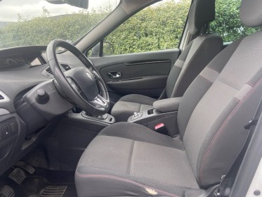 Renault scenic iii dci 110 fap eco2 limited garantie 12 mois occasion simplicicar brest simplicicar simplicibike france