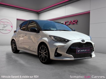 Toyota yaris hybride my22 116h gr sport occasion cannes (06) simplicicar simplicibike france