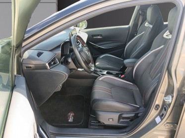 Toyota corolla hybride my22 2.0 vvt-i  184ch finition gr sport / caméra de recul occasion réunion ville st pierre...