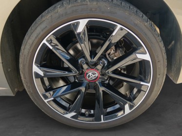 Toyota corolla hybride my22 2.0 vvt-i  184ch finition gr sport / caméra de recul occasion réunion ville st pierre...