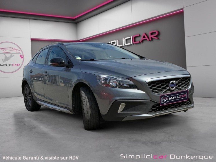 Volvo v40 cross country d2 120 oversta edition toit vitré panoramique régulateur de vitesse garantie 12 mois occasion... Volvo v40 cross country d2 120 oversta edition toit vitré panoramique régulateur de vitesse garantie 12 mois occasion...