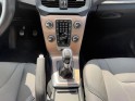 Volvo v40 cross country d2 120 oversta edition toit vitré panoramique régulateur de vitesse garantie 12 mois occasion...