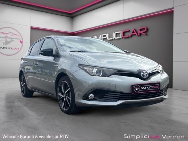 Toyota auris my17 hybride 136h collection occasion simplicicar vernon simplicicar simplicibike france
