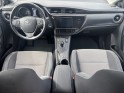 Toyota auris my17 hybride 136h collection occasion simplicicar vernon simplicicar simplicibike france