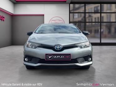 Toyota auris my17 hybride 136h collection occasion simplicicar vernon simplicicar simplicibike france