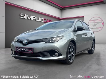 Toyota auris my17 hybride 136h collection occasion simplicicar vernon simplicicar simplicibike france