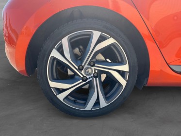 Renault clio v e-tech 140 - 21 r.s. line - suivi/radar av et ar/full led - garantie 12 mois occasion simplicicar soissons...