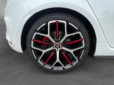 Renault megane iv berline tce 300 rs trophy garantie 12 mois occasion abbeville simplicicar simplicibike france