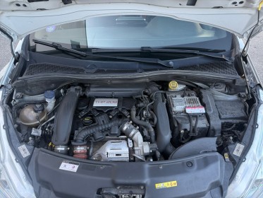 Peugeot 208 gti 1.6 thp 208ch ss bvm6 garantie 12 mois occasion simplicicar toulon est simplicicar simplicibike france