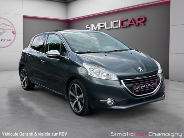 Peugeot 208 1.6 e-hdi 115ch fap bvm6 féline - toit panoramique - clim auto - feux et essuie glace auto occasion...