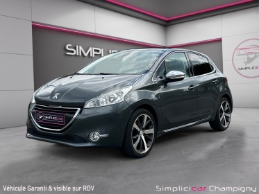 Peugeot 208 1.6 e-hdi 115ch fap bvm6 féline - toit panoramique - clim auto - feux et essuie glace auto occasion...