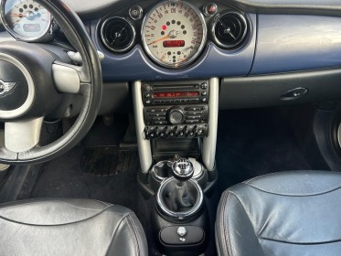 Mini cabriolet cooper 1.6 i 16v 115cv occasion simplicicar lagny  simplicicar simplicibike france