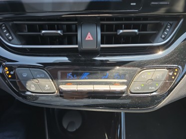 Toyota c-hr hybride 122h graphic caméra de recul apple carplay eceinte jbl garantie 12 mois occasion simplicicar vichy...