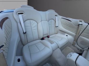 Mercedes classe clk cabriolet 200 k elégance boite- auto carnet d'entretien-interieur cuir-sieges electriques a memoire...