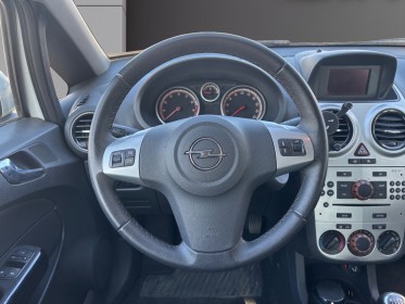Opel corsa 1.2 - 85 ch twinport 150ème anniversaire régulateur de vitesse idéal jeune permis faible consommation occasion...