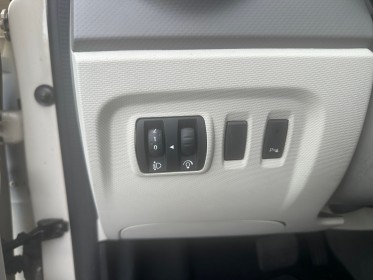Renault captur 2014 tce 120 intens edc, radar av et ar, garantie 12 mois, occasion simplicicar villejuif  simplicicar...