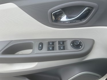 Renault captur 2014 tce 120 intens edc, radar av et ar, garantie 12 mois, occasion simplicicar villejuif  simplicicar...