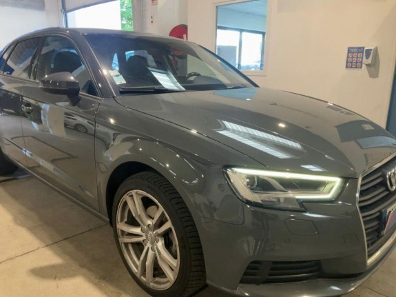 Audi a3 sportback 30 tfsi 116ch - en cours d'arrivage - gris nardo - virtuel cockpit - siege chauffant - carplay occasion...