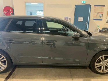 Audi a3 sportback 30 tfsi 116ch - en cours d'arrivage - gris nardo - virtuel cockpit - siege chauffant - carplay occasion...