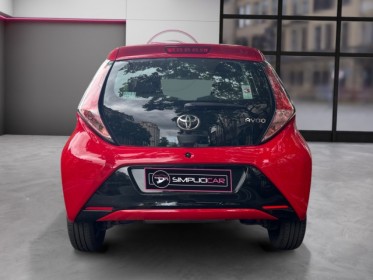 Toyota aygo 1.0 vvt-i x-play/ camera de recul/regulateur de vitesse/garantie 12 mois occasion paris 17ème (75)(porte...