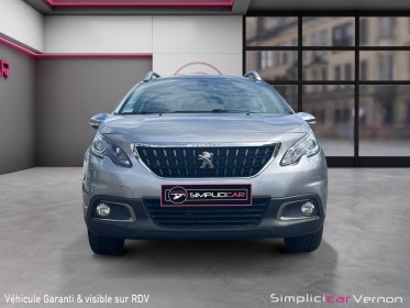 Peugeot 2008 1.2 puretech 82ch bvm5 style  full entretien peugeot  courroie de distribution neuve  applecarplay  garantie...