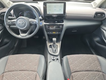 Toyota yaris cross hybride my22 116h 2wd collection toit panoramique sièges avants chauffants garantie constructeur toyota...