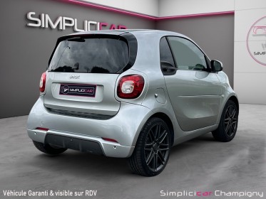 Smart fortwo coupe 90 ch ba6 brabus style - sièges en cuir chauffant - caméra de recul - toit panoramique occasion...