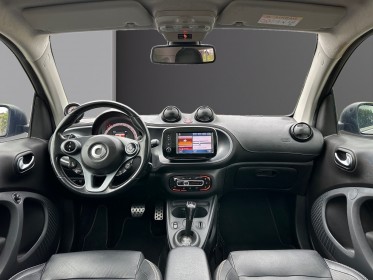 Smart fortwo coupe 90 ch ba6 brabus style - sièges en cuir chauffant - caméra de recul - toit panoramique occasion...