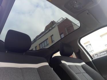 Citroen c4 cactus puretech 110 ss bvm shine entretien constructeur toit pano caméra de recul sièges chauffants garantie...