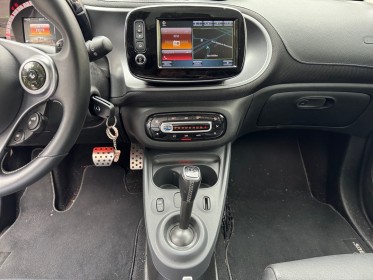 Smart fortwo coupe 0.9 90 ch ss ba6 brabus style/garantie 12 mois/camÉra de recul/siÈges chauffants/toit panoramique...