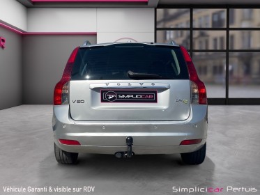 Volvo v50 1.6d drive stopstart 115 business edition // etat irreprochable // attelage remorque occasion simplicicar pertuis ...