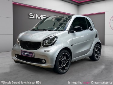 Smart fortwo coupe 71 ch ba6 prime - toit panoramique - sièges en cuir chauffant - pack sport et stationnement -...