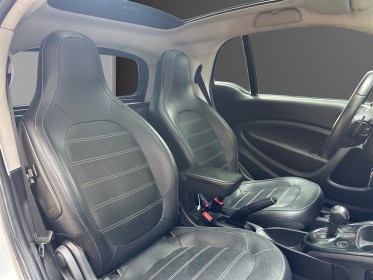 Smart fortwo coupe 71 ch ba6 prime - toit panoramique - sièges en cuir chauffant - pack sport et stationnement -...
