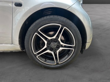 Smart fortwo coupe 71 ch ba6 prime - toit panoramique - sièges en cuir chauffant - pack sport et stationnement -...
