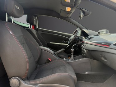 Renault megane iii coupe 2.0 16v 275 ss rs châssis cup suivis renault garantie 12 mois occasion simplicicar toulouse sud...