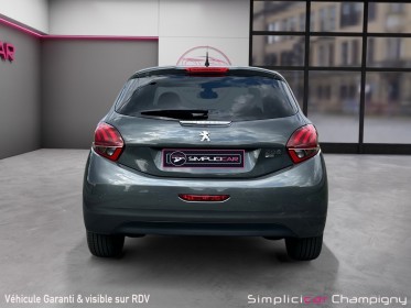Peugeot 208 1.6 e-hdi 115ch féline - distribution neuve - toit panoramique - clim auto - feux et essuie glace auto occasion...