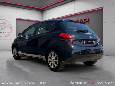 Peugeot 208 business luehdi 100ch ss bvm5 active business occasion simplicicar lunel simplicicar simplicibike france