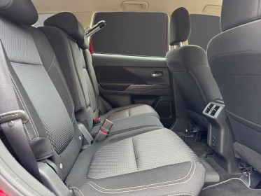 Mitsubishi outlander phev 2.4l phev twin motor 4wd business occasion simplicicar lille  simplicicar simplicibike france